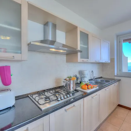 Penthouse The Magnifique View - Happy *