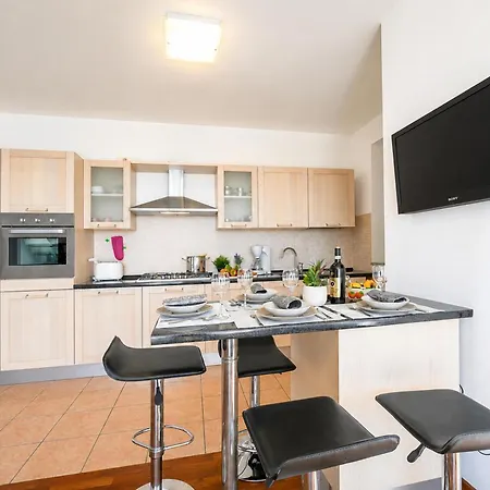 Daire Penthouse The Magnifique View In - Happy